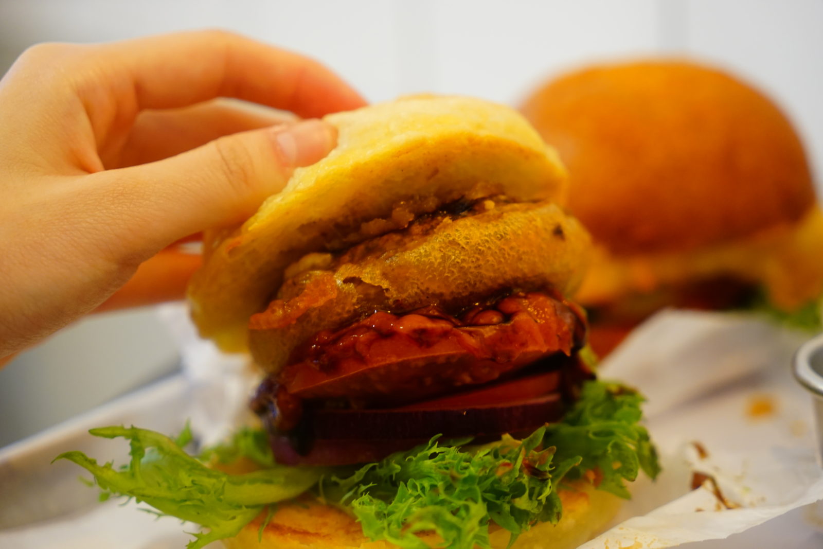 Mooo Burger美式漢堡餐廳台北最好吃漢堡 不爭第一，只做唯一#台北漢堡 #burger #台北美食 #taipeifood #漢堡 #台北餐廳 #信義區美食 #taipeieats #國父紀念館美食 #市政府美食 #松菸美食